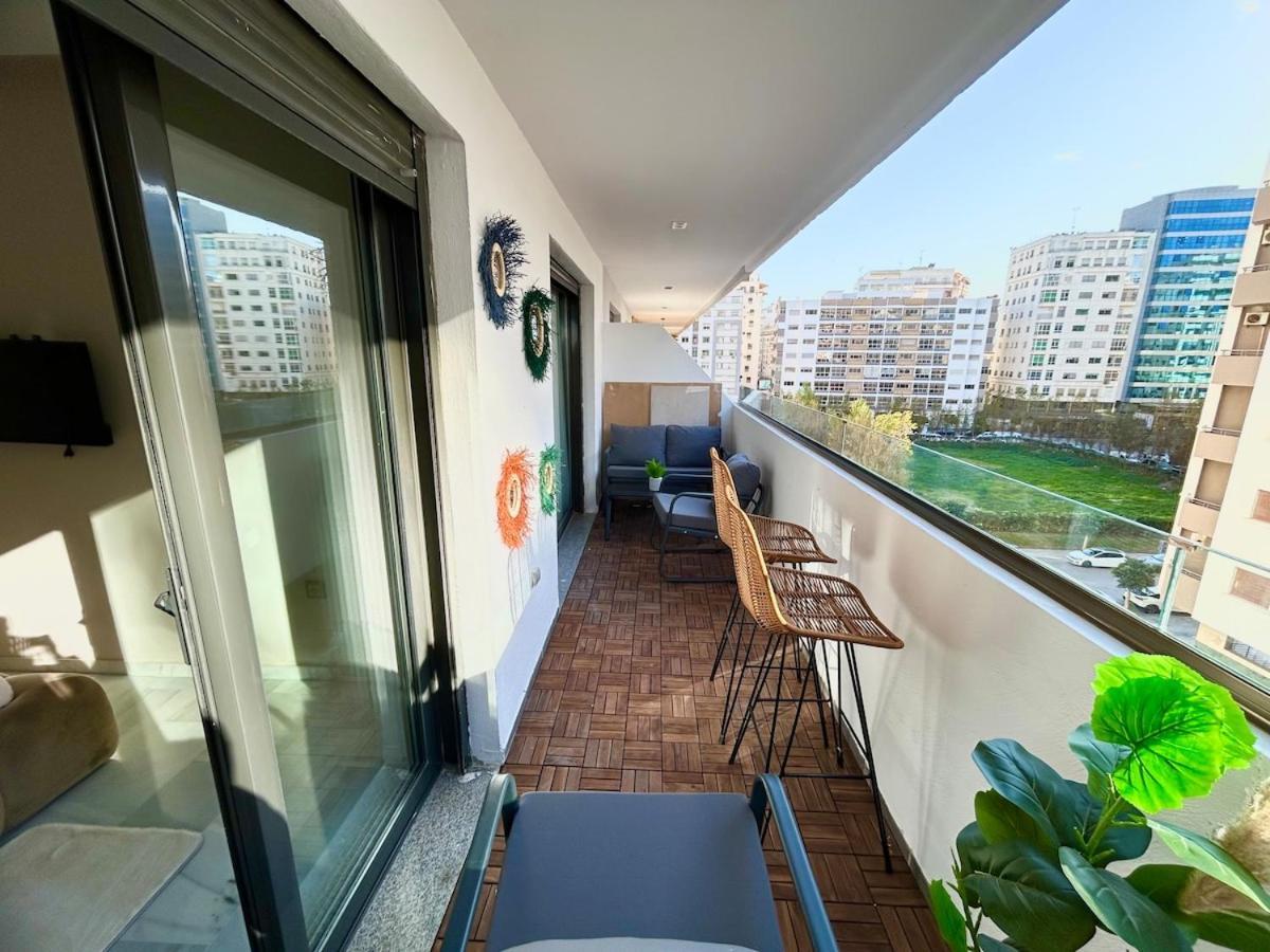 Chic & Stylish Flat - Marina & Tgv Station Apartment *