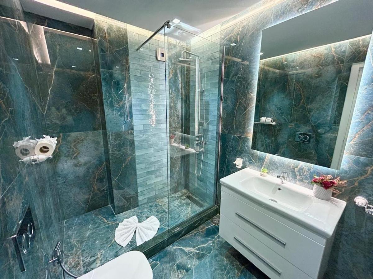 Chic & Stylish Flat - Marina & Tgv Station Apartment Tangier